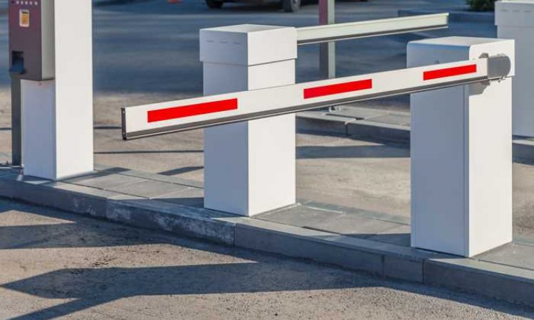 Applications et Signalisations Routières - Installation d’une barrière de sécurité à l’entrée d’un parking - Louhans